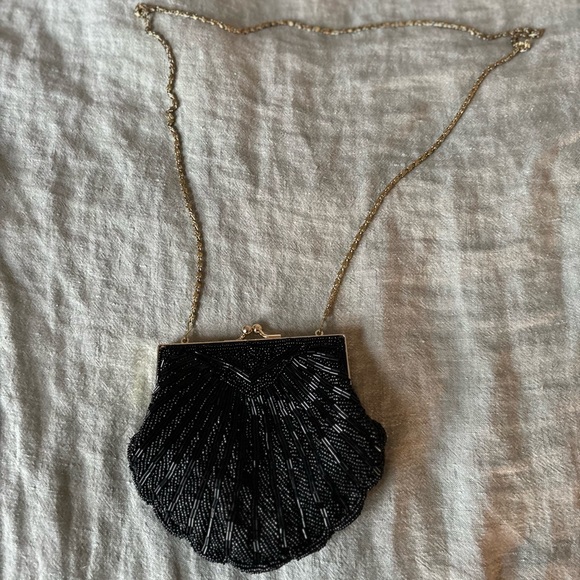 Vintage Black Beaded Clamshell evening bag with snake chain strap. EUC - Picture 7 of 10